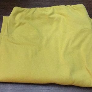 Lularoe tc leggings bnwot mustard yellow